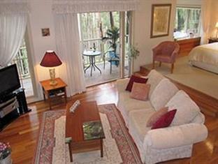 Myers Creek Cascades Luxury * Healesville
