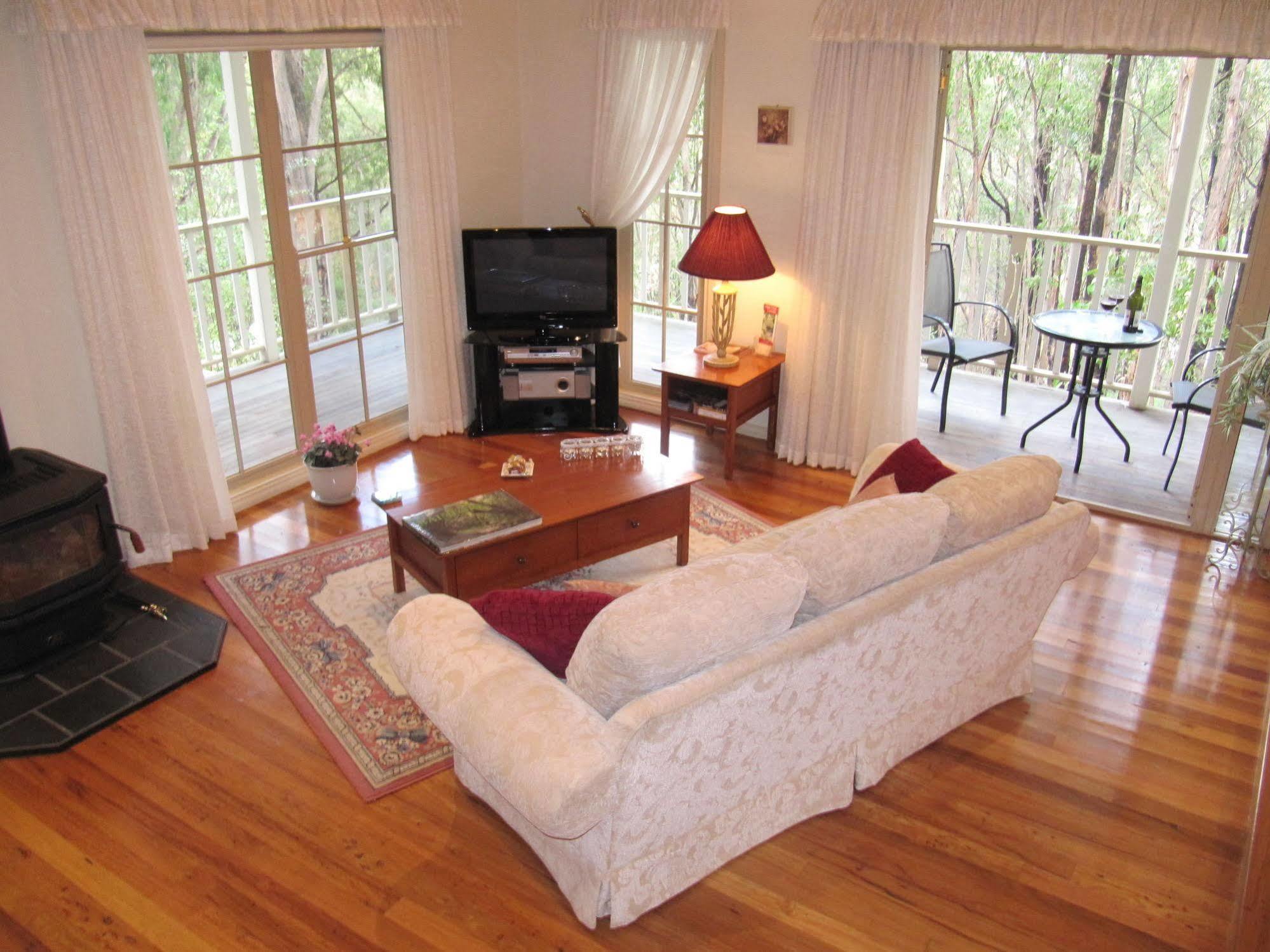 Myers Creek Cascades Luxury Cottage