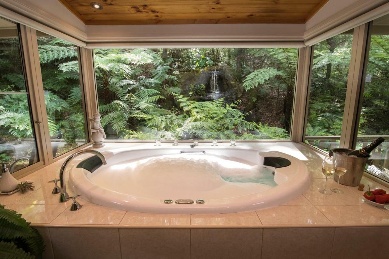 Myers Creek Cascades Luxury Cottage
